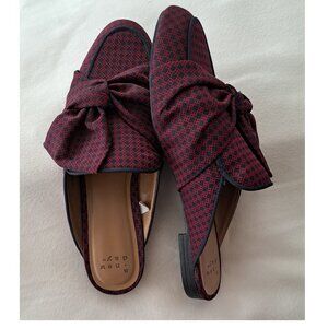 VINTAGE SLIP ON DRESS SHOES,  BRAND; A NEW DAY, 1979